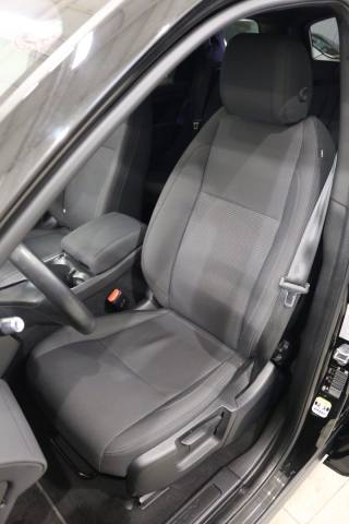 LAND ROVER Discovery Sport usata 9