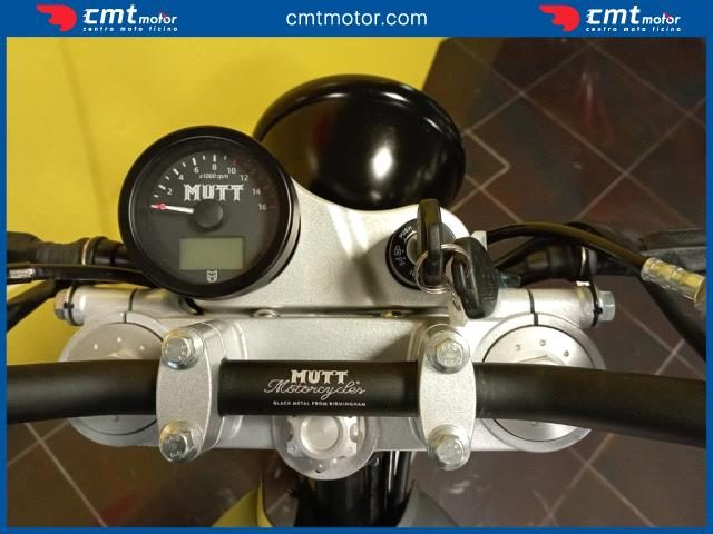 OTHERS-ANDERE OTHERS-ANDERE usata 4