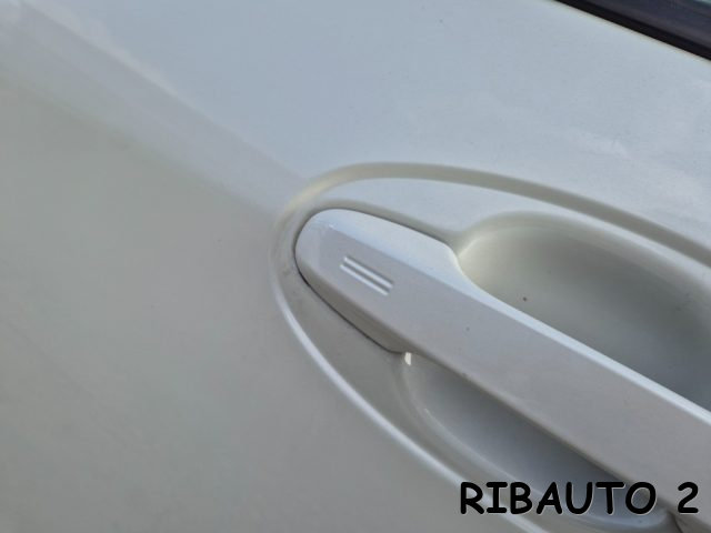 TOYOTA Yaris usata, con Cerchi in lega