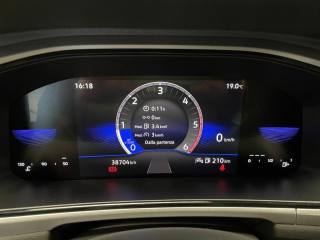 VOLKSWAGEN T-Roc usata, con Touch screen