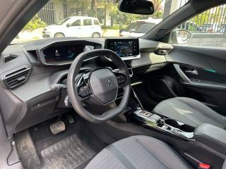 PEUGEOT 2008 usata, con Autoradio