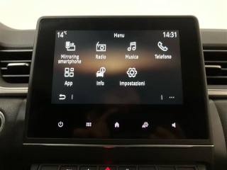 RENAULT Captur usata, con USB