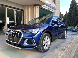 AUDI Q3 35 2.0 TDI S tronic Business Advanced COCKPIT