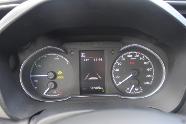 TOYOTA Yaris usata, con Bluetooth