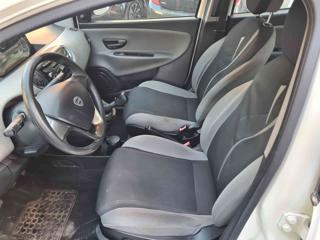 LANCIA Ypsilon usata, con Controllo trazione