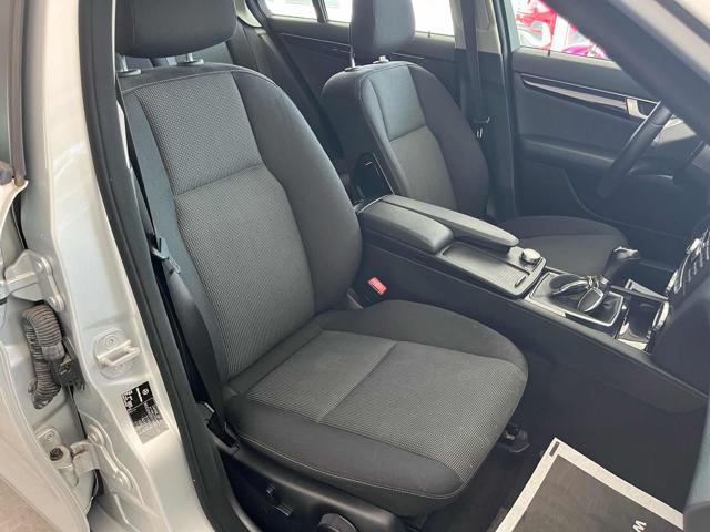 MERCEDES-BENZ C 220 usata, con Chiusura centralizzata