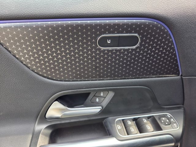 MERCEDES-BENZ GLA 180 usata, con Controllo trazione