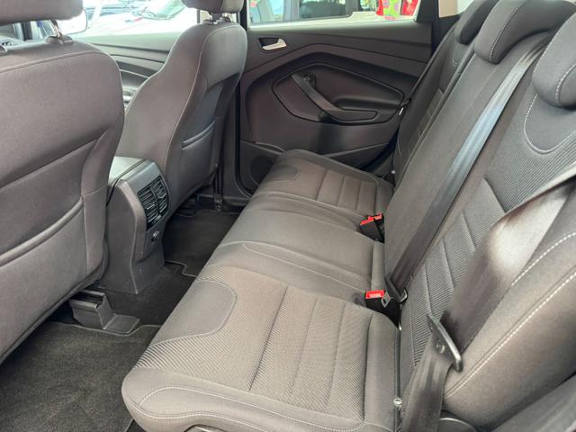 FORD Kuga usata, con Autoradio