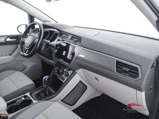 VOLKSWAGEN Touran usata 11