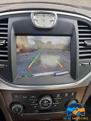 LANCIA Thema usata, con Touch screen