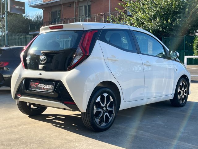 TOYOTA Aygo usata, con Autoradio