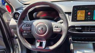 MG HS usata, con Luci diurne LED