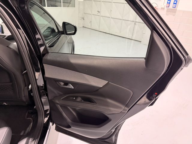 PEUGEOT 3008 usata 28
