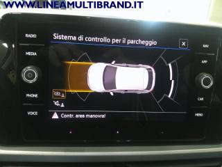 VOLKSWAGEN T-Roc usata, con USB
