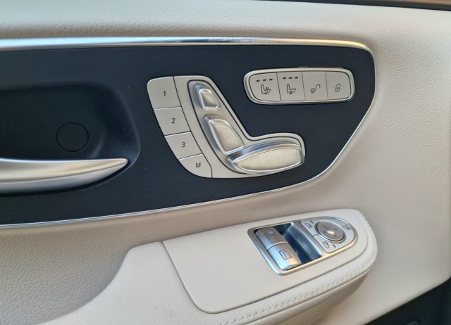MERCEDES-BENZ V 250 usata, con Controllo automatico clima