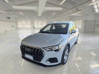 AUDI Q3 35 TDI S tronic Business Advanced