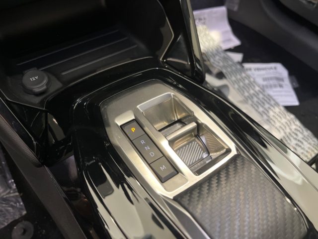 PEUGEOT 208 usata, con Touch screen