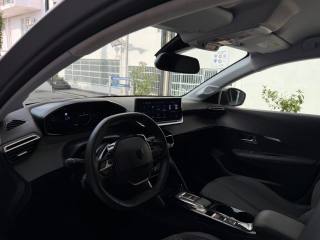 PEUGEOT 208 usata, con Luci diurne