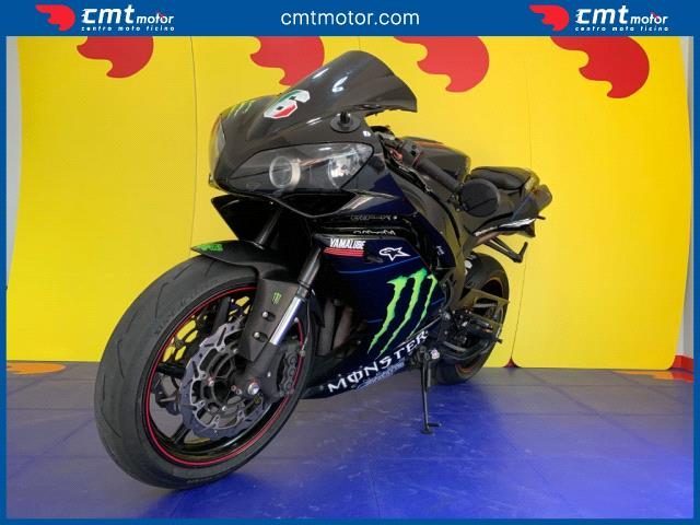 YAMAHA YZF R1 usata 3