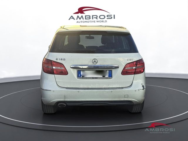 MERCEDES-BENZ B 180 usata 7