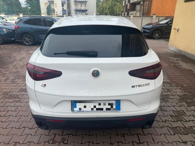 ALFA ROMEO Stelvio usata, con Alzacristalli elettrici