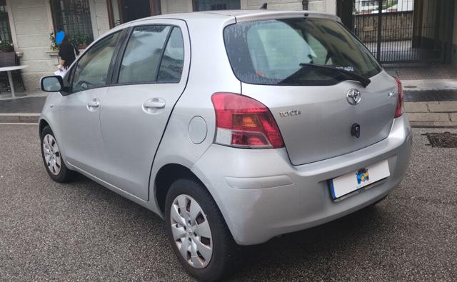 TOYOTA Yaris usata, con Lettore CD