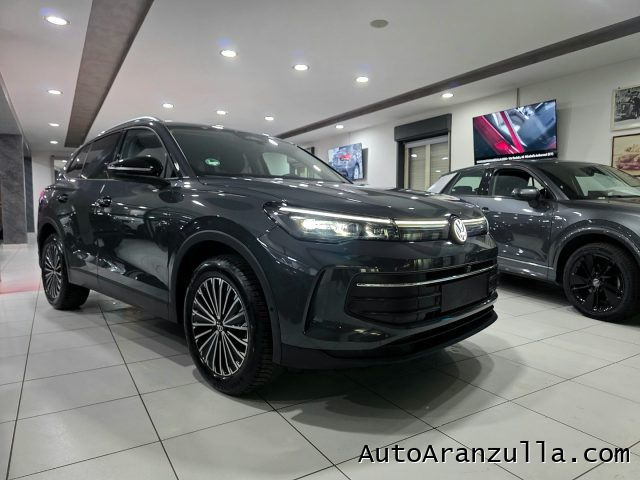 VOLKSWAGEN Tiguan usata, con Airbag laterali