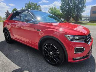 VOLKSWAGEN T-Roc usata, con Autoradio