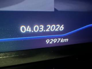 VOLKSWAGEN T-Roc usata, con USB