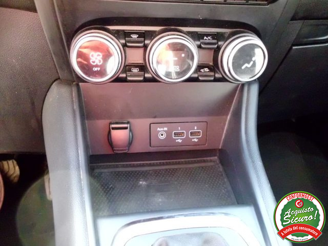 RENAULT Captur usata, con Sistema di navigazione