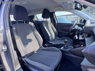 PEUGEOT 2008 usata, con Volante in pelle