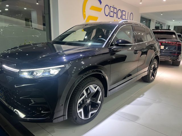 VOLKSWAGEN Tiguan usata, con Airbag laterali