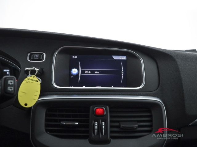 VOLVO V40 usata 13