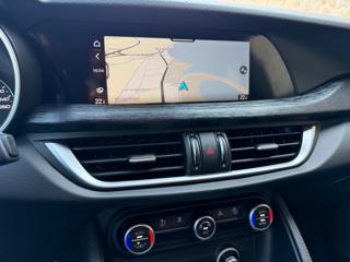 ALFA ROMEO Stelvio usata, con Park Distance Control