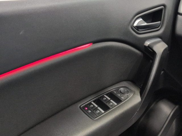 RENAULT Captur usata, con Bracciolo