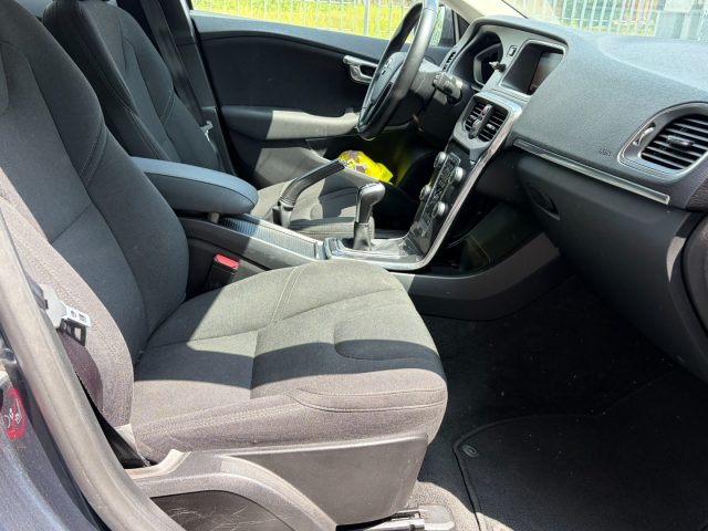 VOLVO V40 usata, con ESP