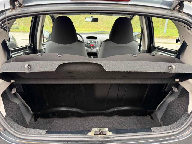 TOYOTA Aygo usata, con Lettore CD