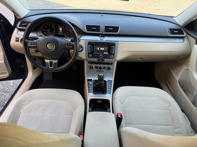 VOLKSWAGEN Passat usata, con ESP