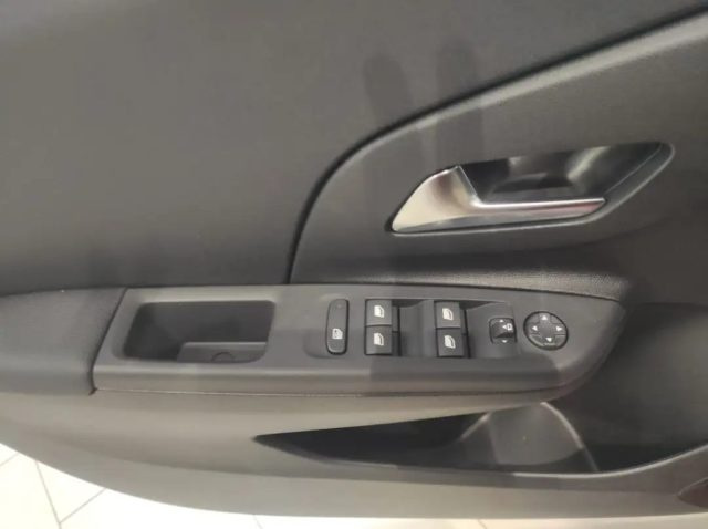 OPEL Corsa usata, con Controllo elettronico della corsia