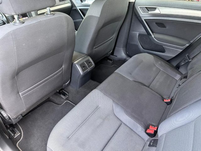 VOLKSWAGEN Golf usata, con Bracciolo
