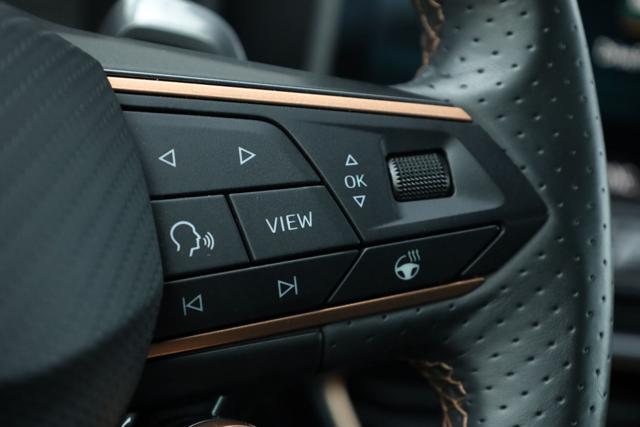 CUPRA Leon usata, con Specchietti laterali elettrici