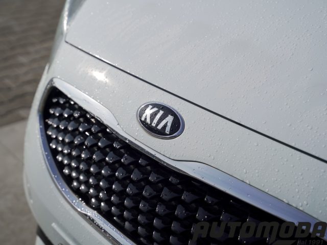 KIA Venga usata 23