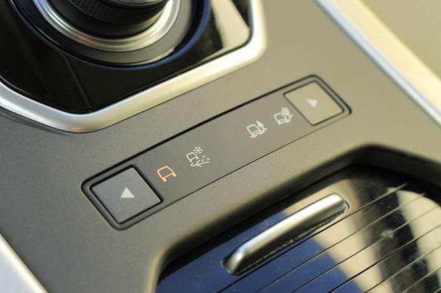 LAND ROVER Range Rover Evoque usata, con Sistema di navigazione