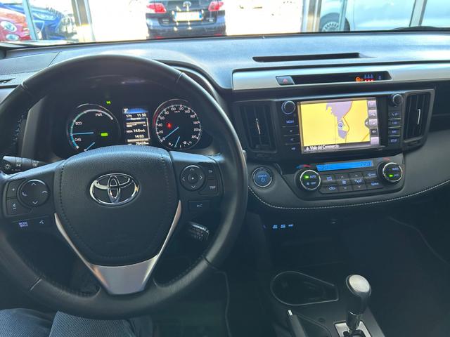 TOYOTA RAV 4 usata, con Controllo automatico clima