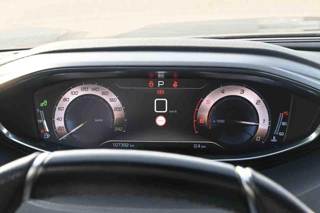 PEUGEOT 3008 usata, con Fendinebbia