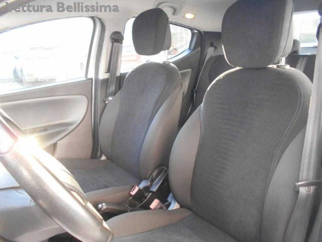 LANCIA Ypsilon usata 15