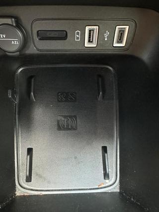 JEEP Avenger usata, con Volante in pelle