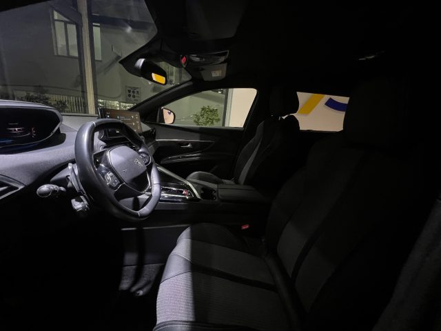 PEUGEOT 5008 usata, con Controllo vocale