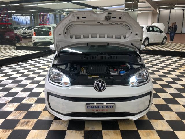 VOLKSWAGEN up! usata, con Frenata d