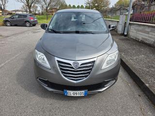 LANCIA Ypsilon usata, con Airbag